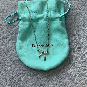 tiffany & co bow necklace